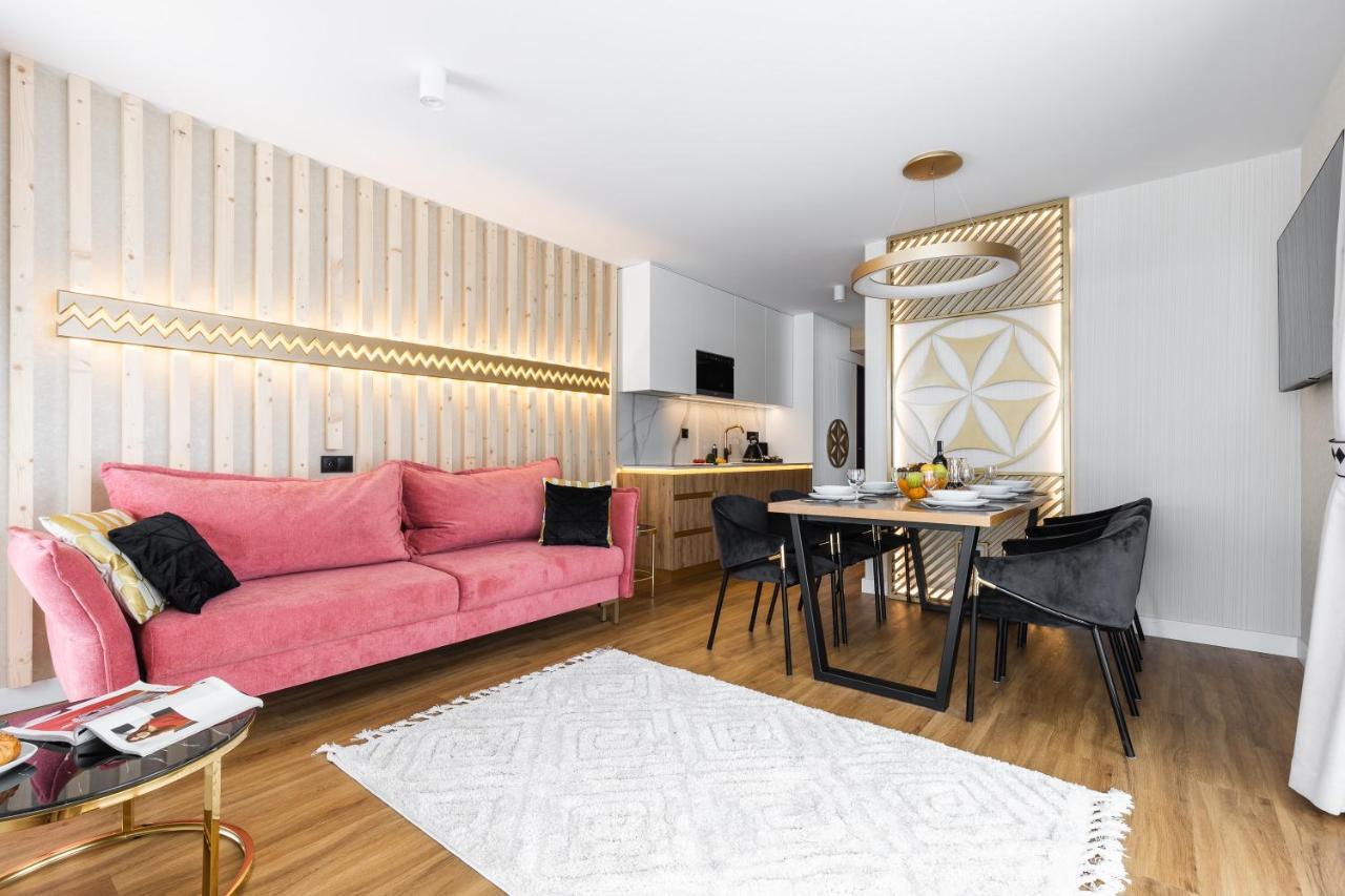 Aparthotel Goralski Resort Spa Bialka Tatrzanska Bagian luar foto